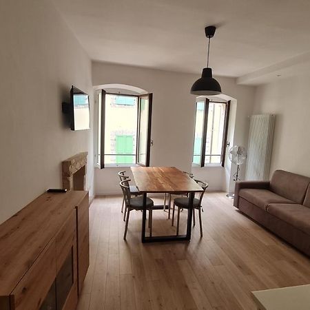 Appartamento Sunrise - Centro Storico N2 Riva del Garda Exterior foto